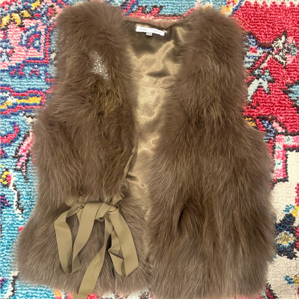 Ambre & Babzoe Faux Fur Vest with Tie Closure size 38